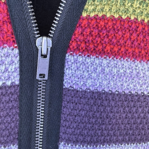 Ruff Hewn Colorful Woven Texture and Solid Black Back w/stretch Side Panels Sm - Picture 10 of 13